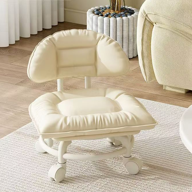 ⚡⚡⚡LAST 44 PCS LEFT!!! 🪑50% OFF NOW! ⏰ Rolling Low Stool with Backrest – Padded seat & silent casters – Perfect for workshops, garages or studios – comfortable and mobile 🛠️✨